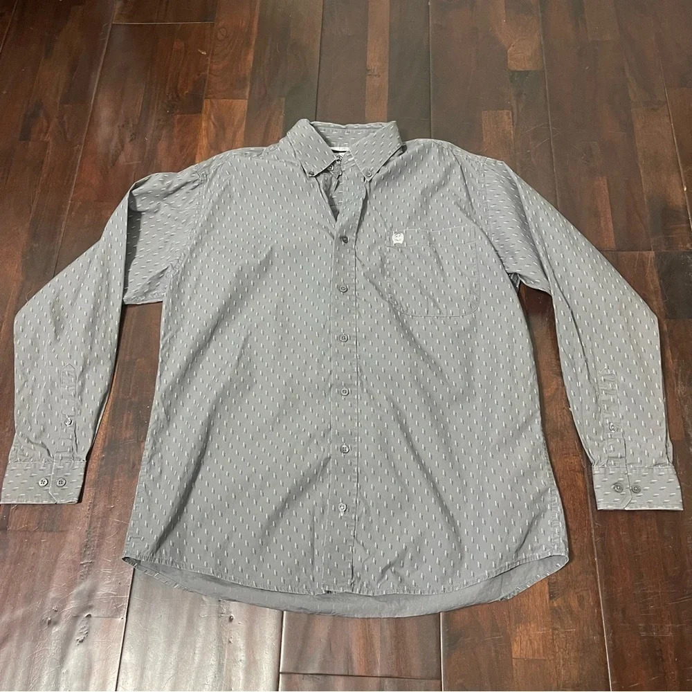 Cinch Long Sleeve Button Down Men’s Size Small Gray